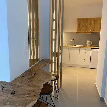 Anna Maria Mylopotas