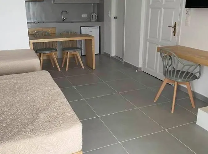 Anna Maria Ξενοδοχείο με διαμερίσματα 4*