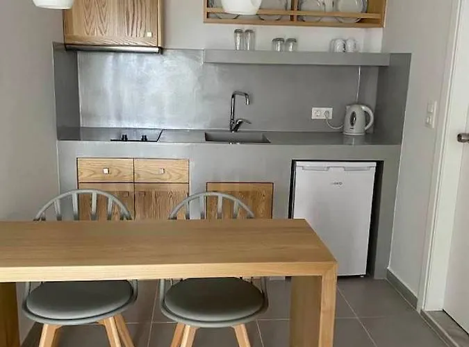 Ξενοδοχείο με διαμερίσματα Anna Maria Μυλοπότας